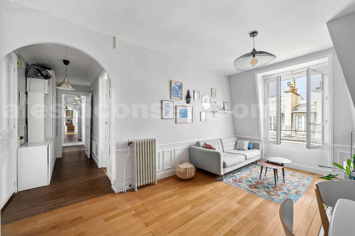 Photo n°7 - Appartement à PARIS-14E