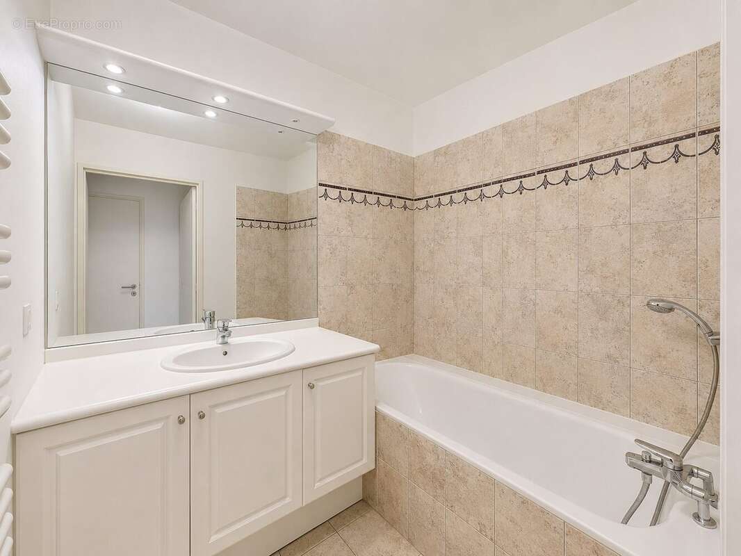 Appartement à MAISONS-ALFORT