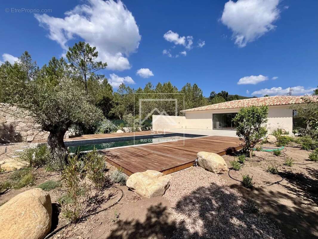 Maison à PORTO-VECCHIO