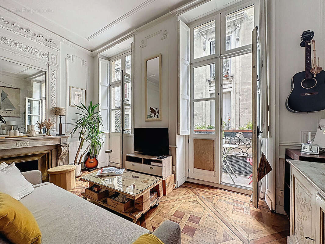 Appartement à BORDEAUX