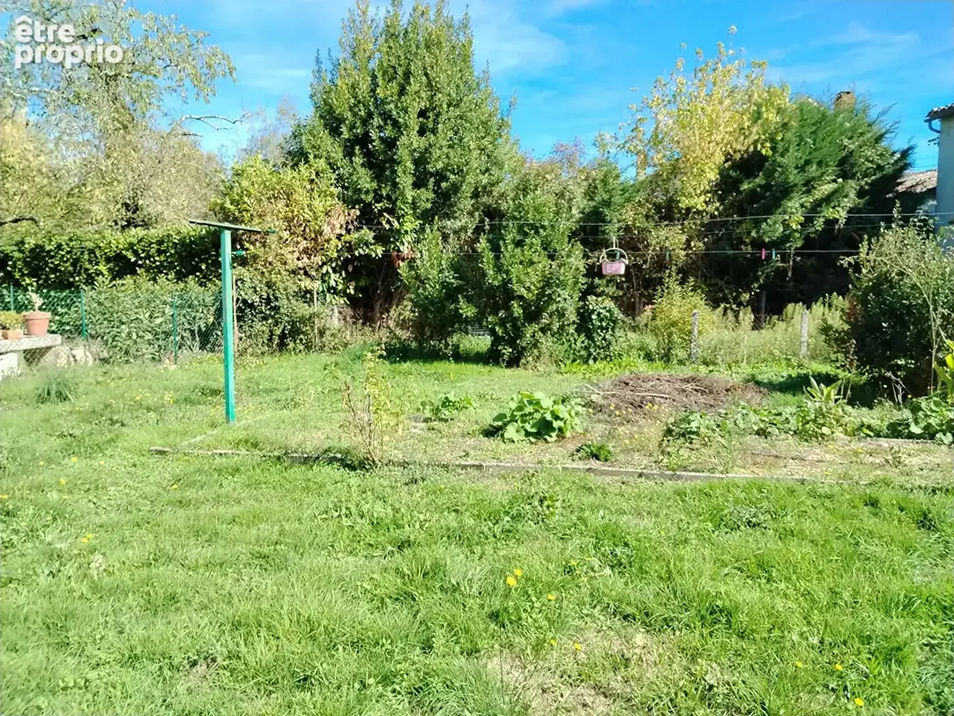 Maison de ville centre montpon menesterol - photo 2