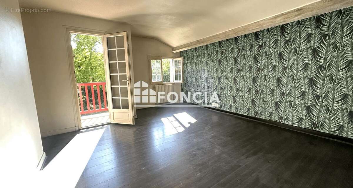 Maison à BASSUSSARRY