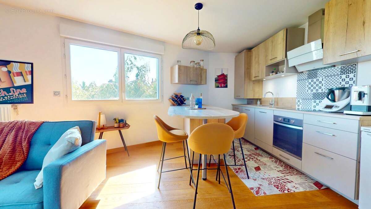 Appartement à LYON-5E