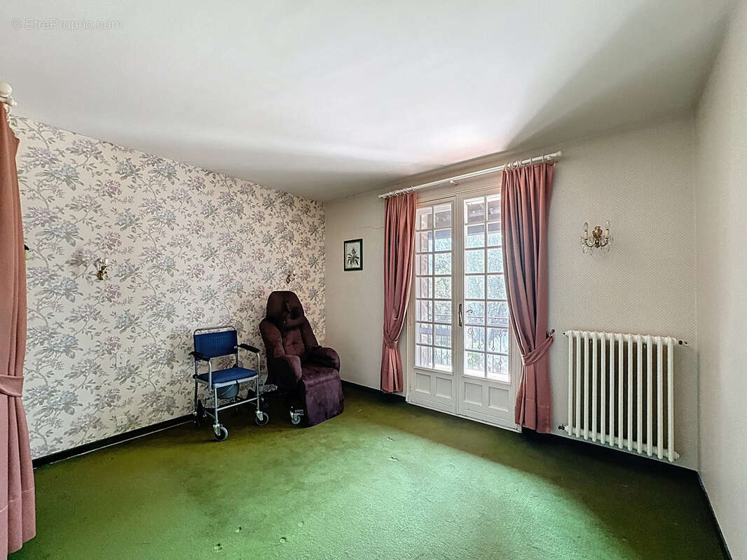 Maison à SAIGNON