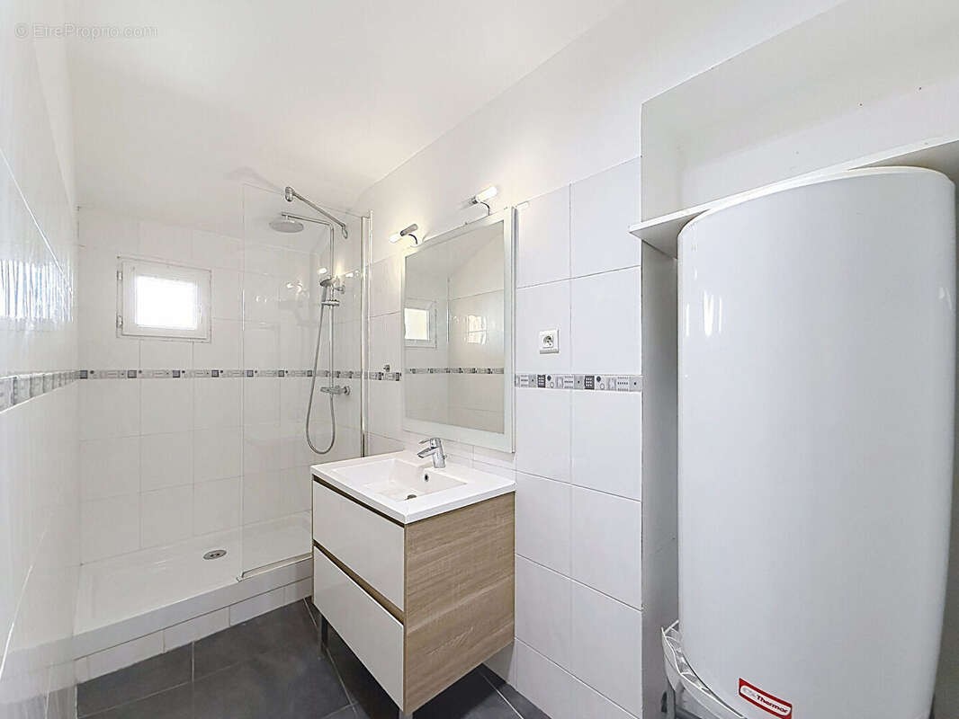 AVIGNON : maison de 4 pièces (85 m²) en vente - photo 16