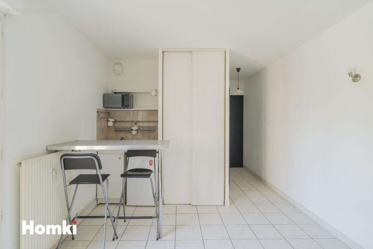 Appartement à MARSEILLE-5E