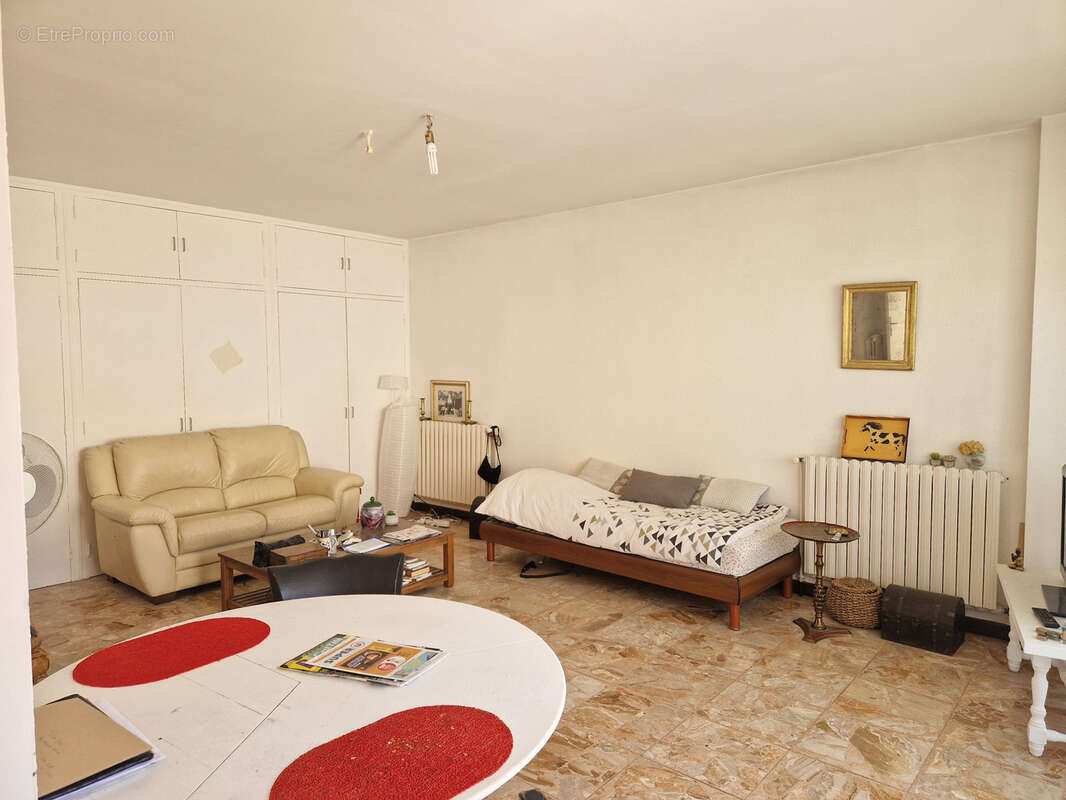 Appartement à NYONS