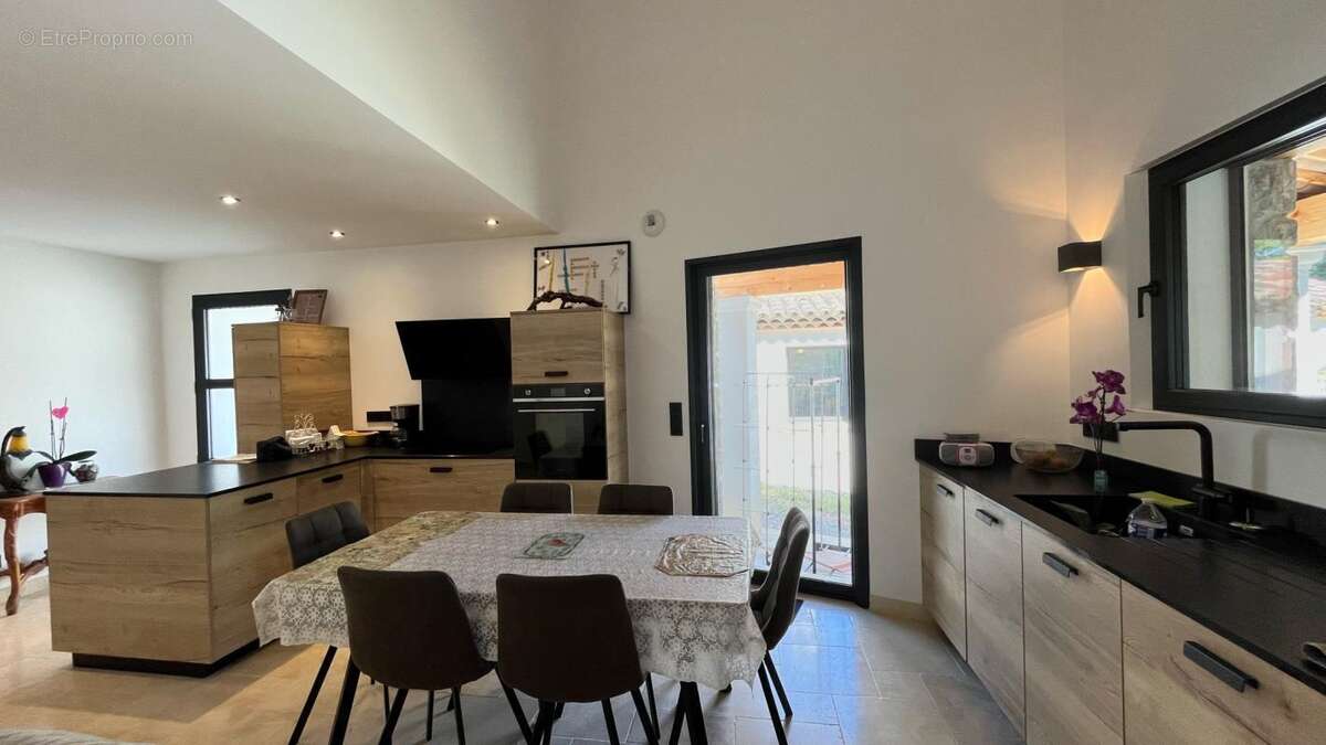 Maison à DRAGUIGNAN
