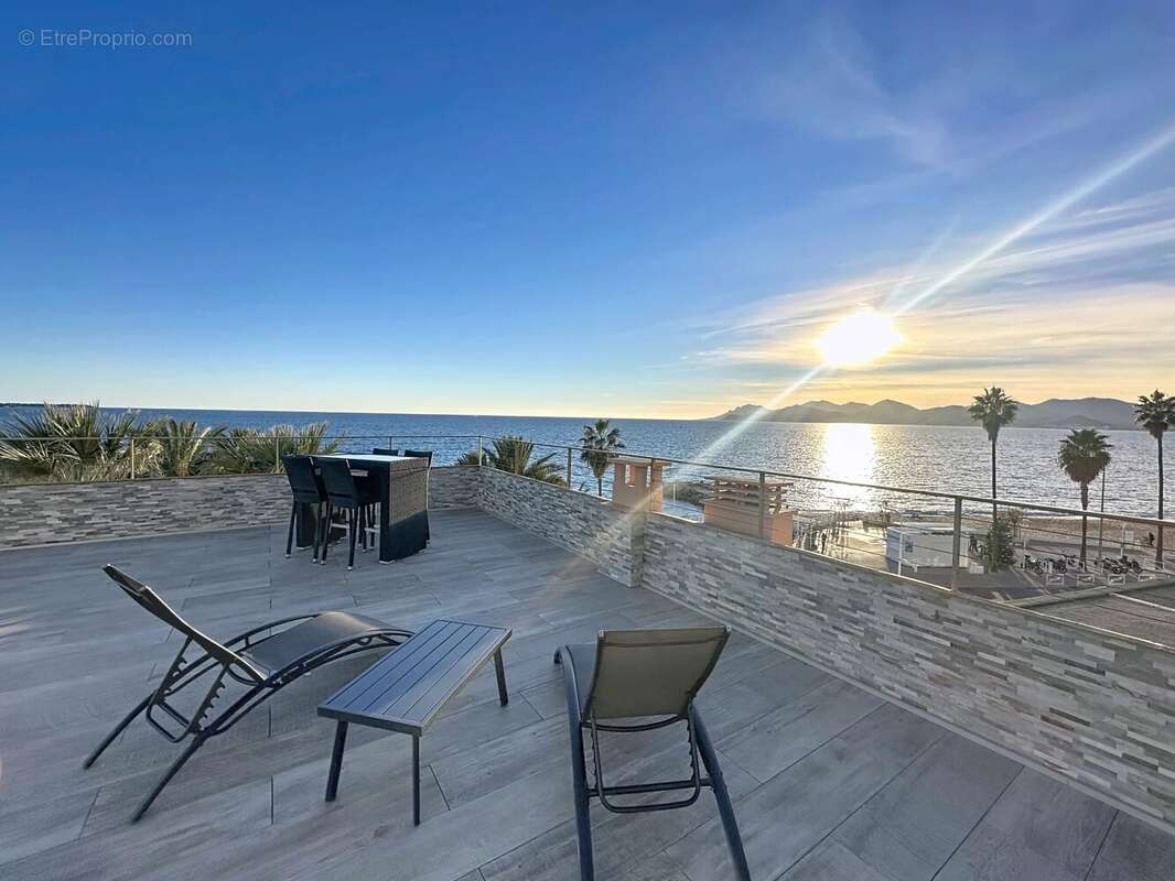 Appartement à CANNES