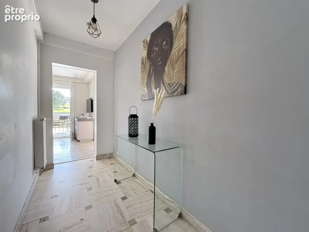 Maison 307 m² à Andilly  - photo 5