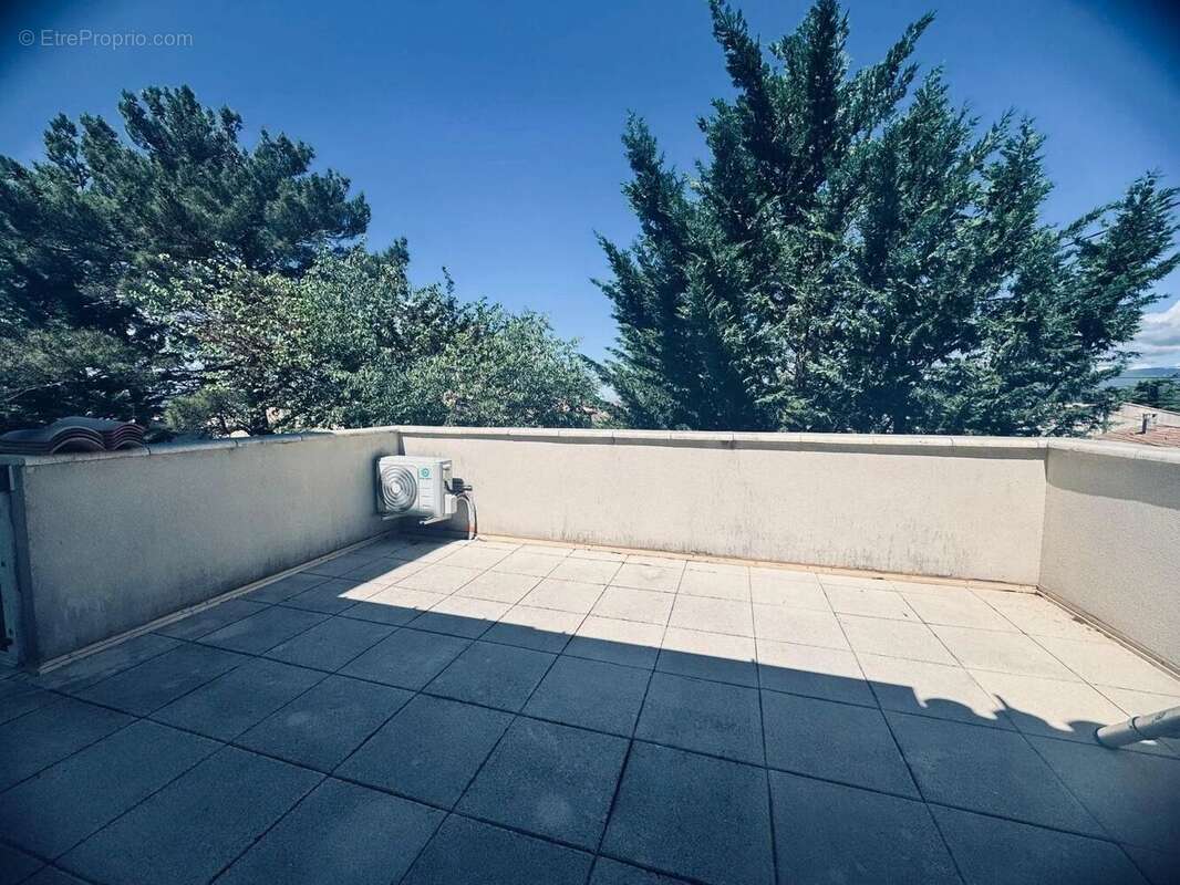 Appartement à PERTUIS