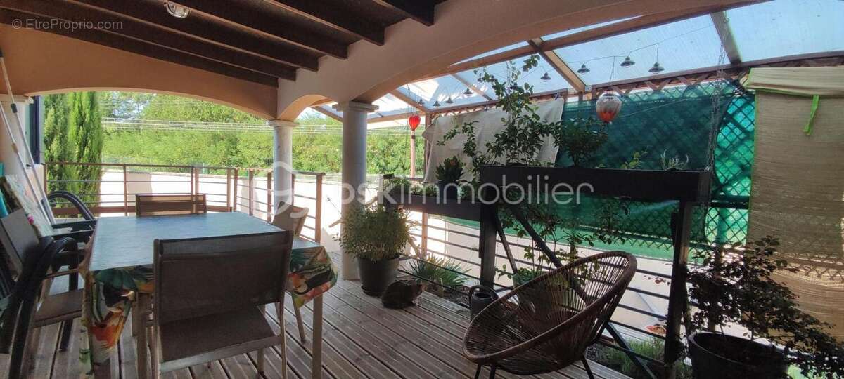 Villa de 132m² avec jardin, garage, piscine et terrasse - photo 20
