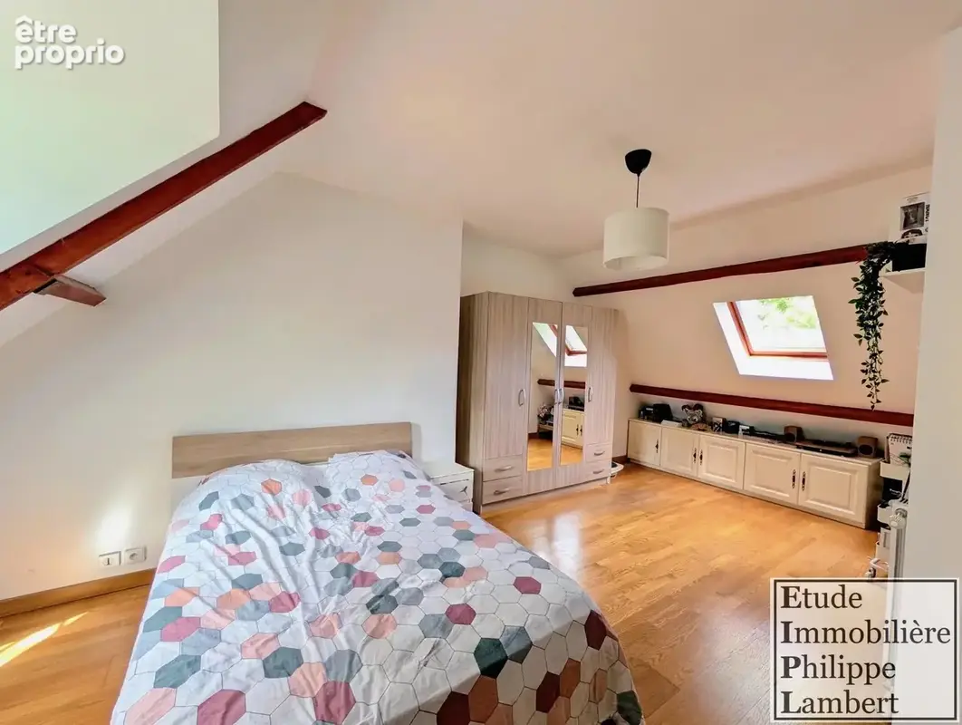 - Maison 4 pièces proche écoles et commerces- - photo 13
