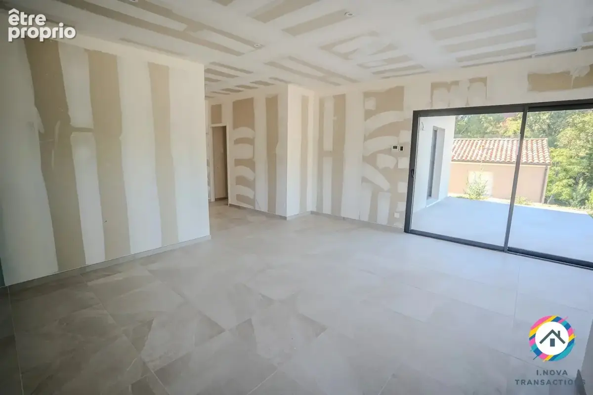 Villa neuve de plain pied- 4 chambres- garage- clim-re2020 - photo 6