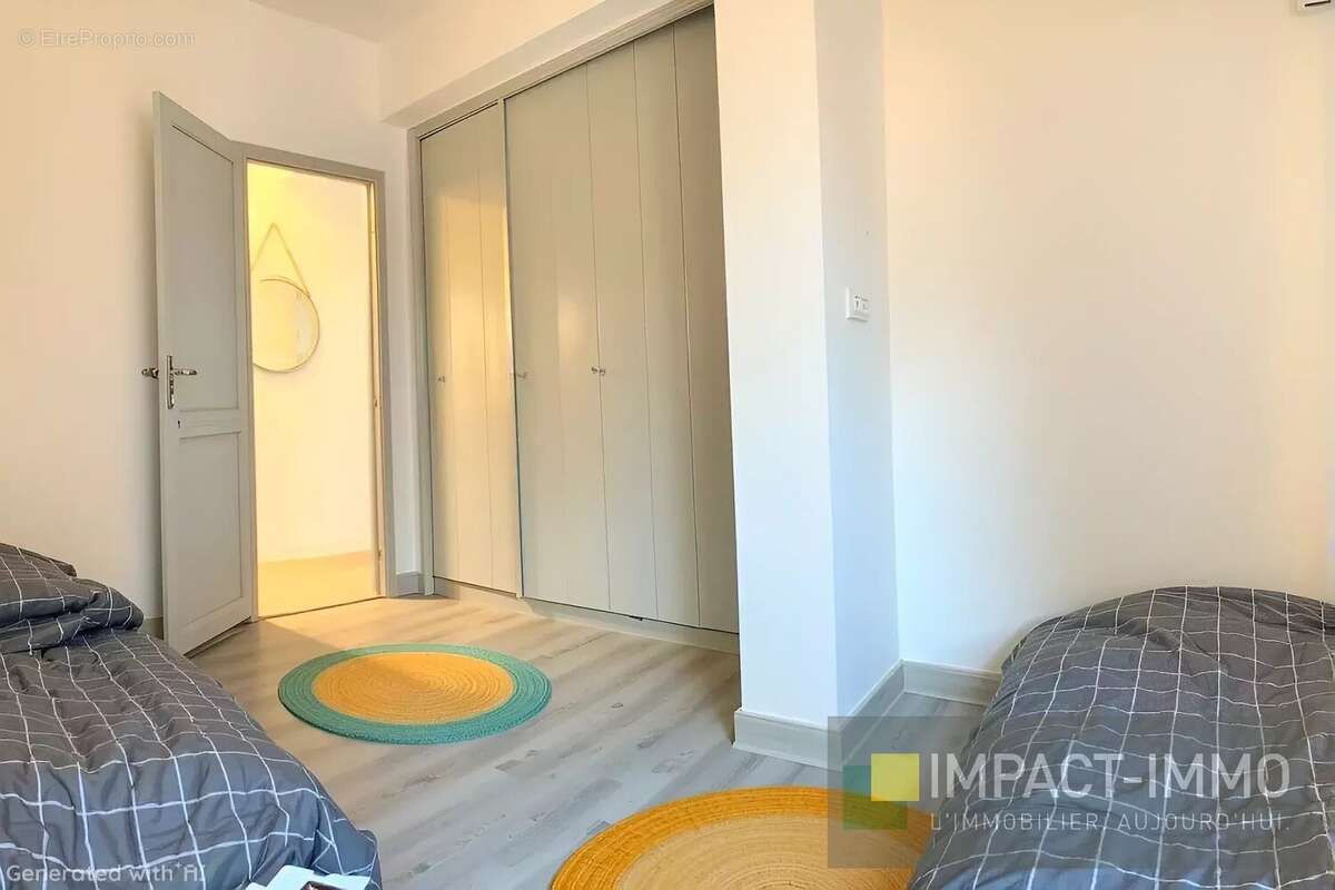 Appartement à LA GARENNE-COLOMBES