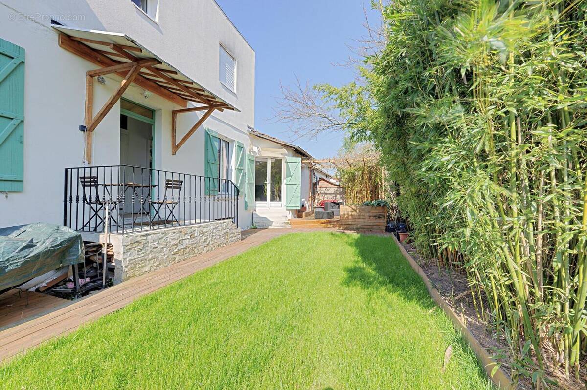 Photo 1 - Maison à SAINT-MAUR-DES-FOSSES