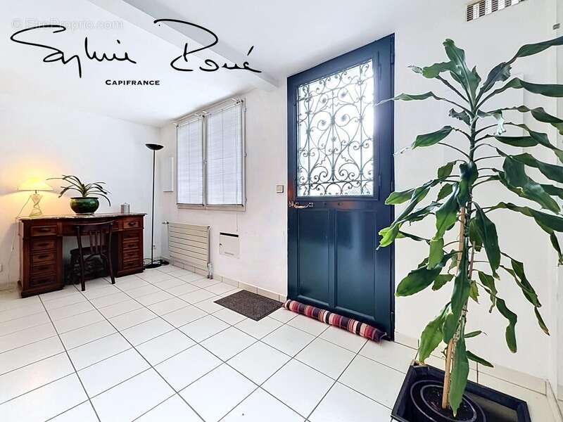 Maison à LES LILAS