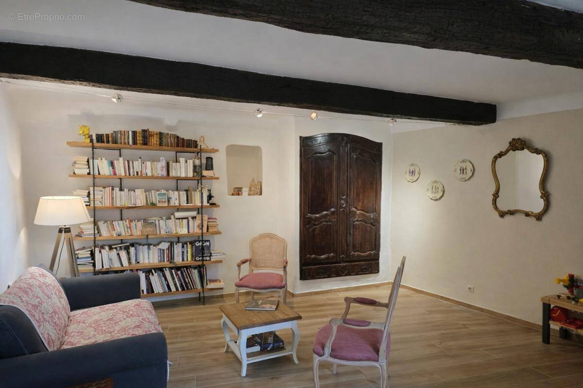 Maison à LA MOTTE