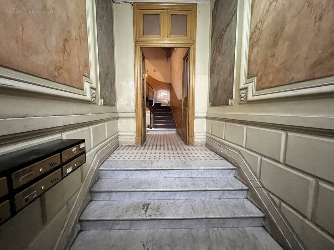 Appartement à MARSEILLE-15E