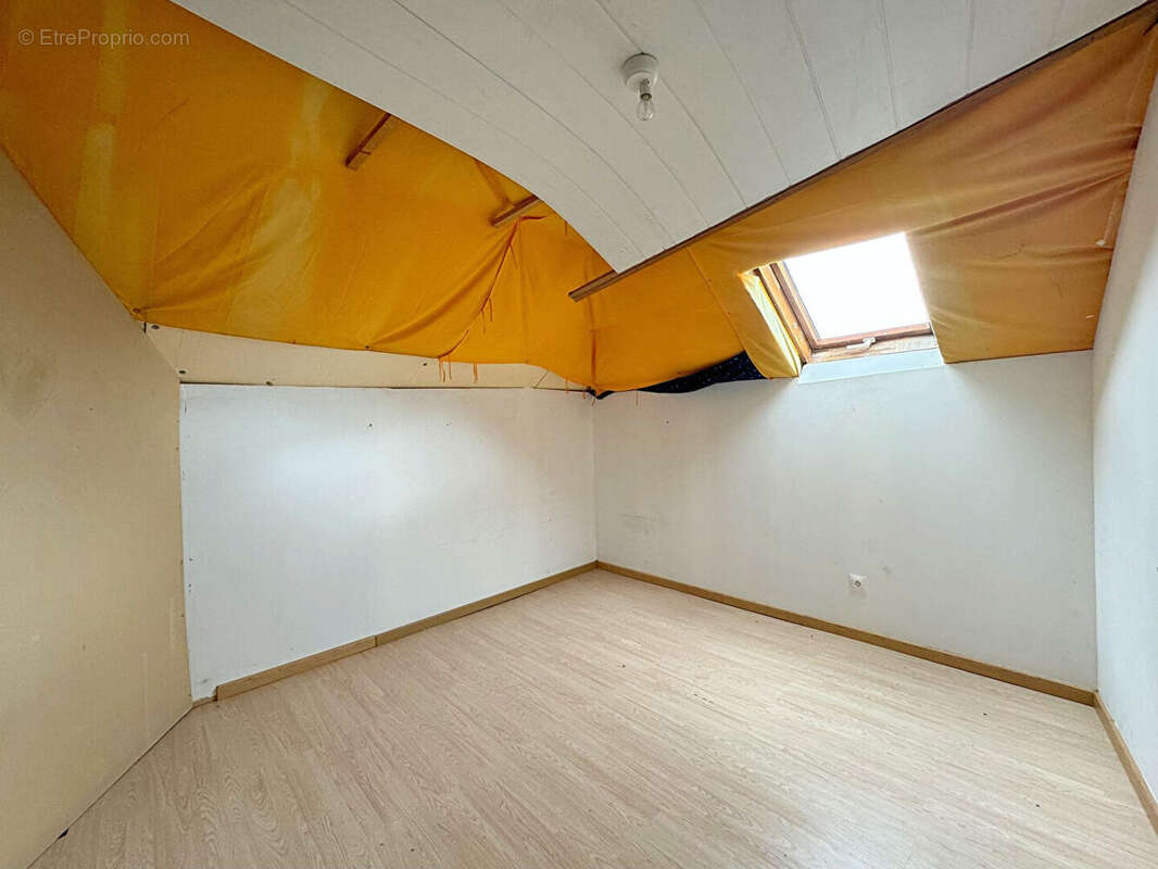 Appartement à SAINT-PIERRE-D'ALBIGNY