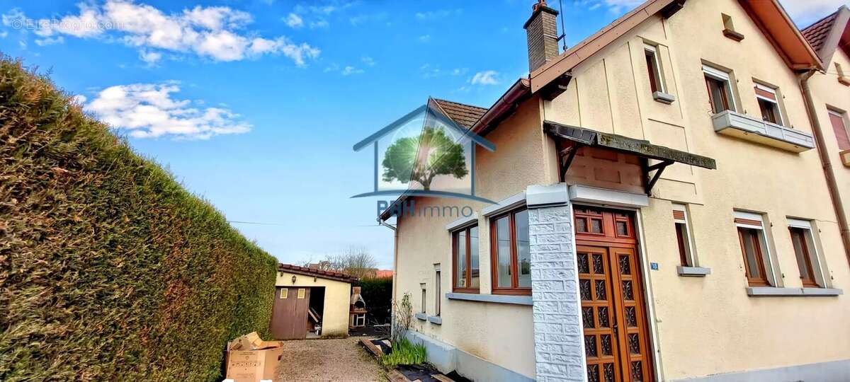 Maison à NOMEXY