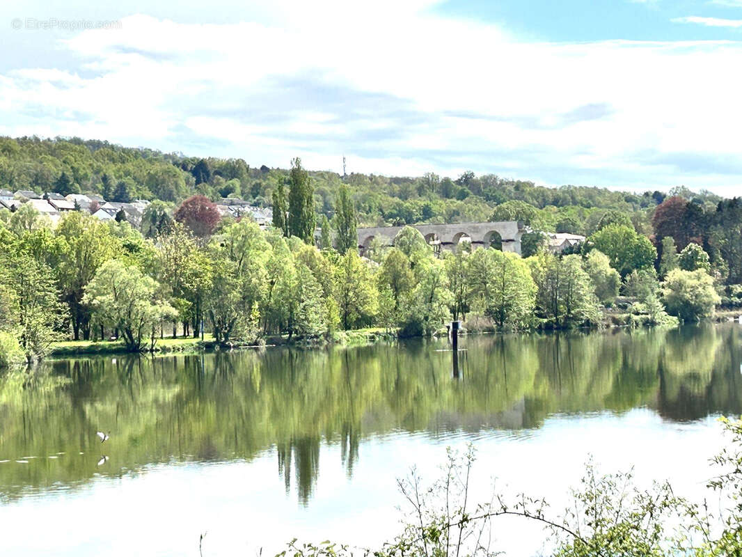 Maison à ARS-SUR-MOSELLE