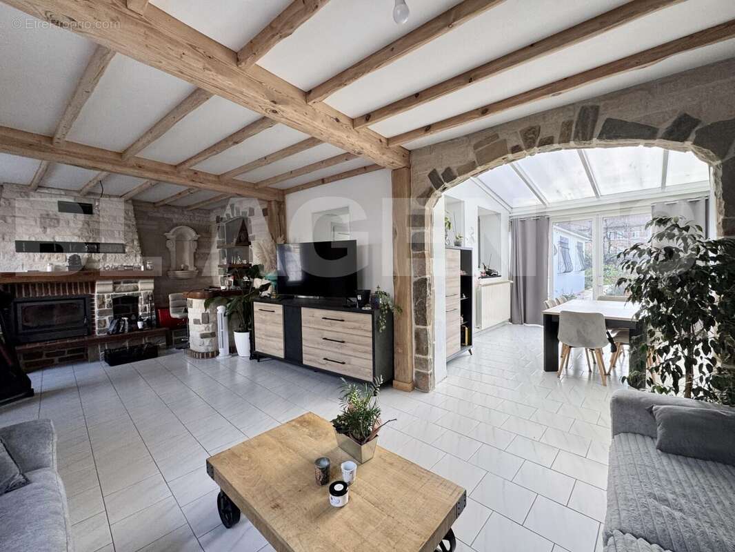 * pdv 3 - Maison à WINGLES