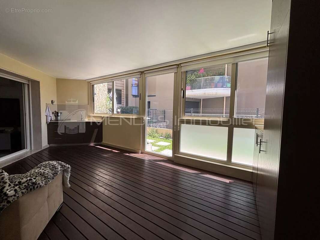Appartement à BEAUSOLEIL