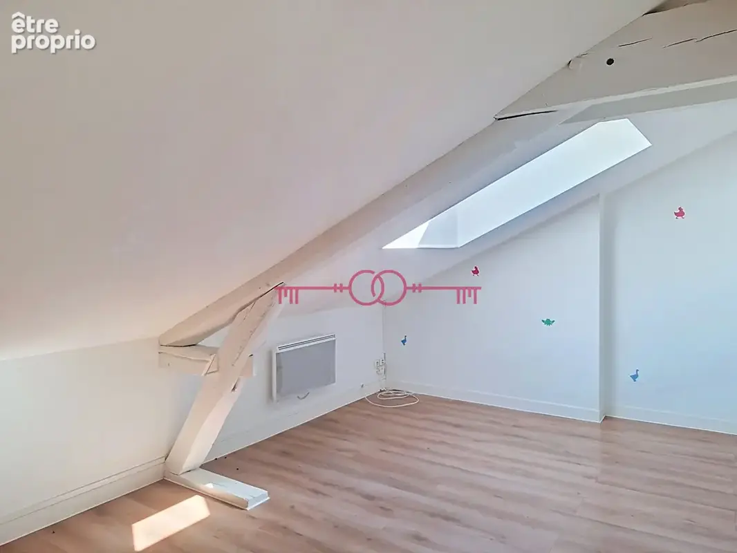 Appartement Chalons En Champagne 7 pièce(s) 156 m2 - photo 8