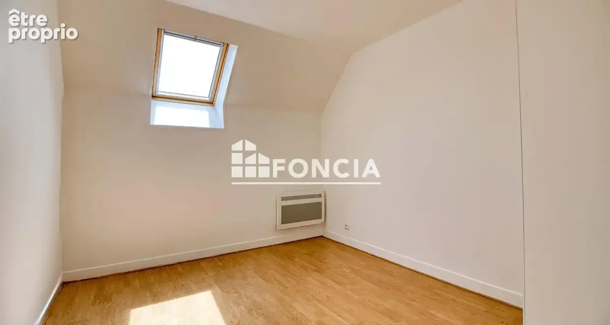 COUP DE COEUR FONCIA : Grand T2 Lumineux de 46 m2 avec parking & Cave – Bords de Seine, Meulan-en-Yvelines (78250) - photo 12