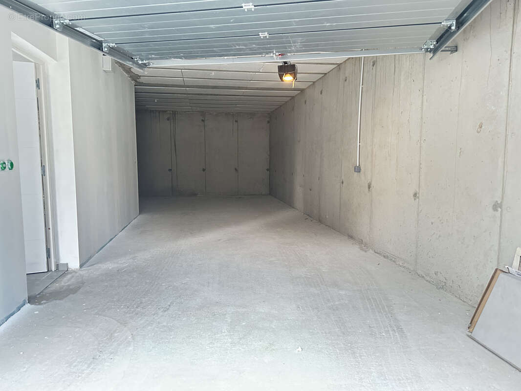 Maison à LA FOUILLOUSE