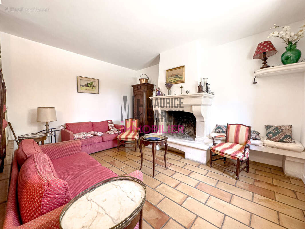 Maison 153 m² à Carpentras  - photo 6