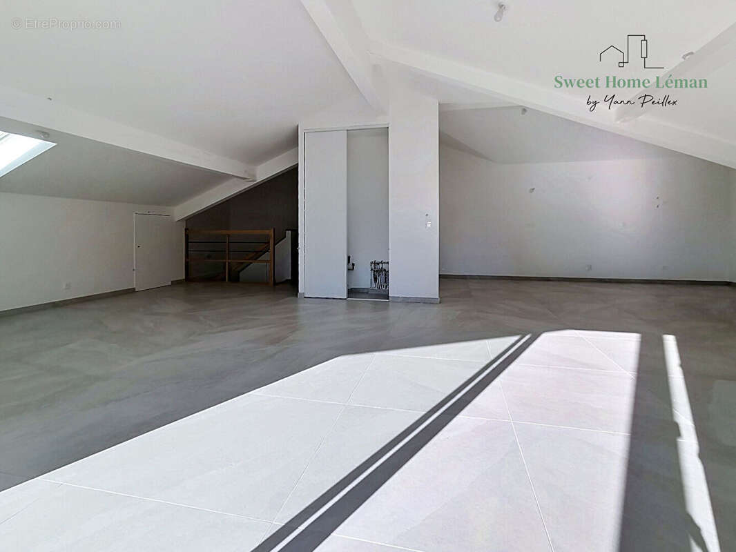 Appartement à BRENTHONNE