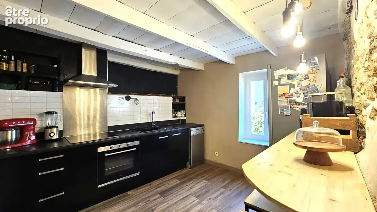 Maison Saint Genix Les Villages - Maison - 1 ch - 60m² - photo 2
