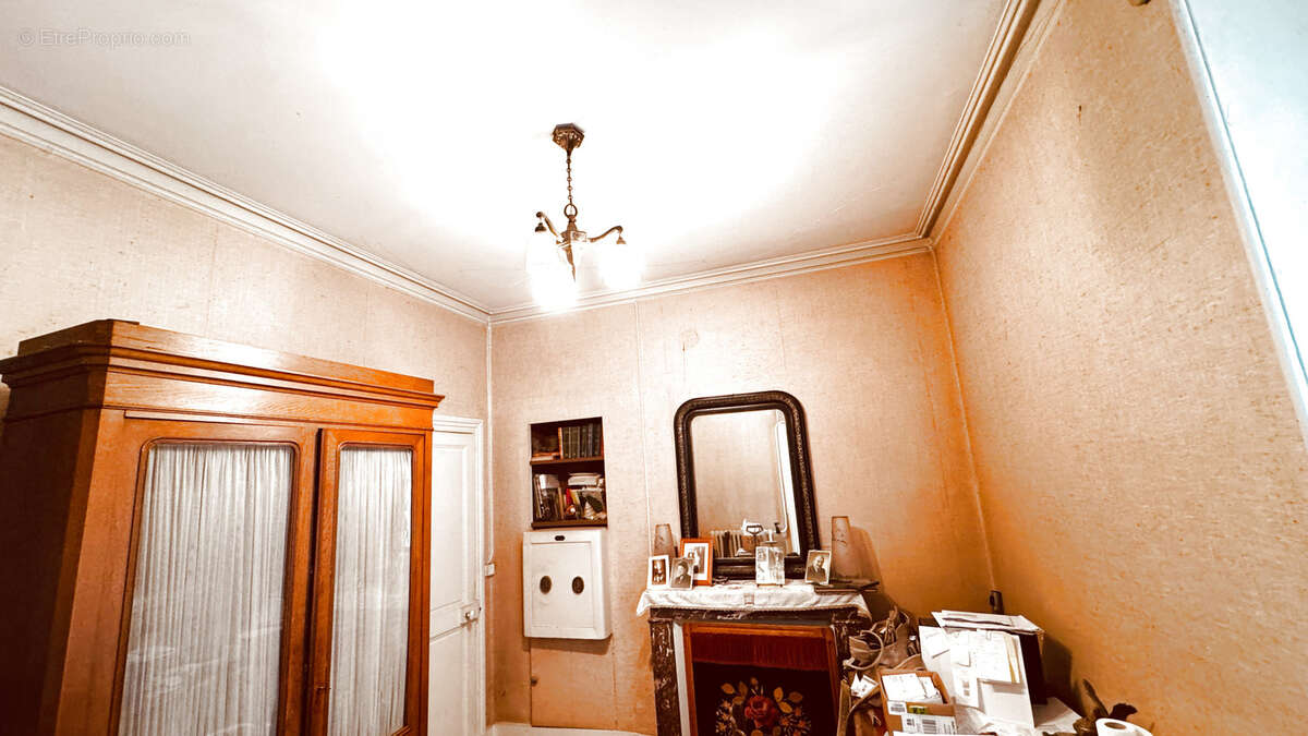 Maison à AVALLON