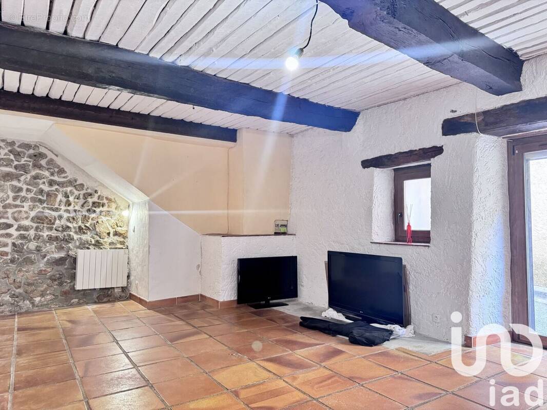 Photo 1 - Maison à LA CELLE