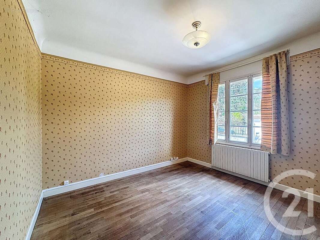 Maison 190 m² à La Ferte-Saint-Aubin  - photo 5