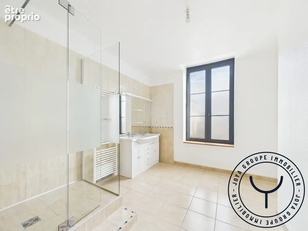 Appartement 4 pièces 123 m² à vendre à Troyes (10000) - photo 4