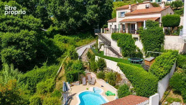 Maison à LA GAUDE