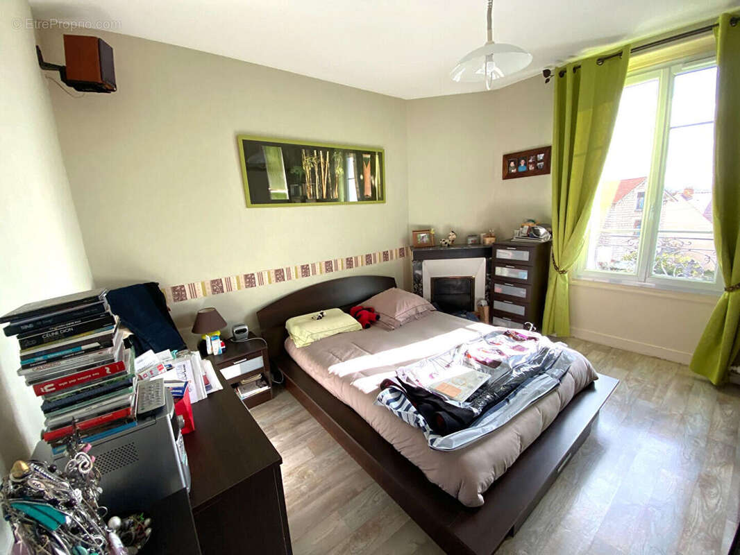 Maison à BEAUMONT-SUR-OISE