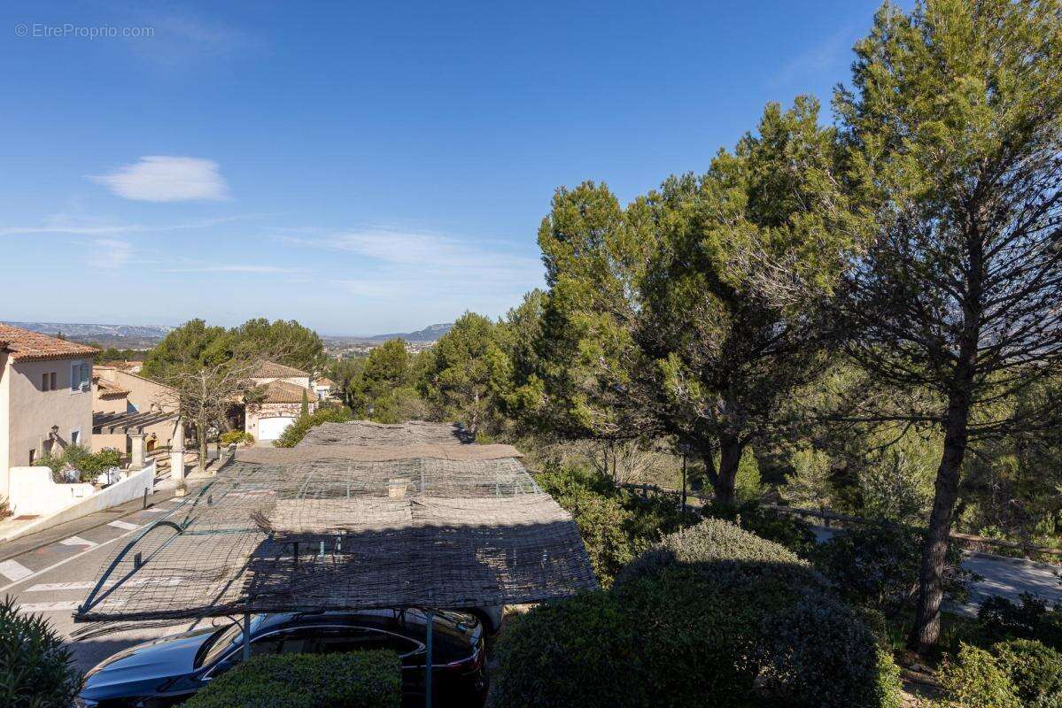 Vente appartement T3 - Résidence de tourisme Pierre et Vacances  à Mallemort - photo 8