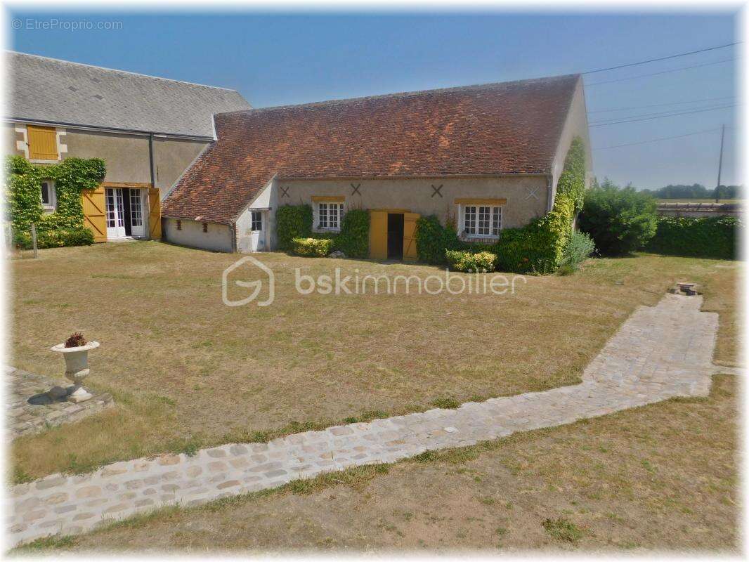 Maison à SAINT-DENIS-EN-VAL