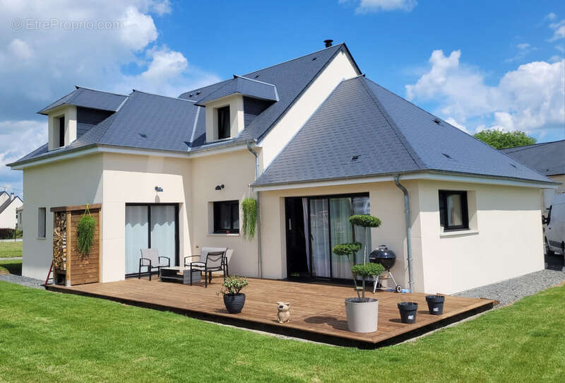 Maison à FRESNEY-LE-PUCEUX