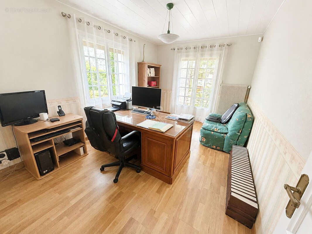 Maison Triel Sur Seine 7 pièce(s) 170 m2 - photo 4