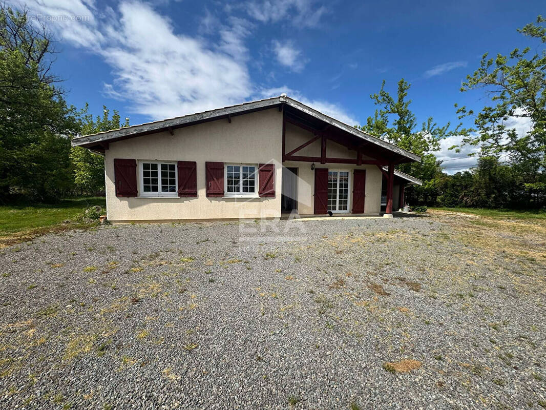 Maison à SAINT-SAVIN