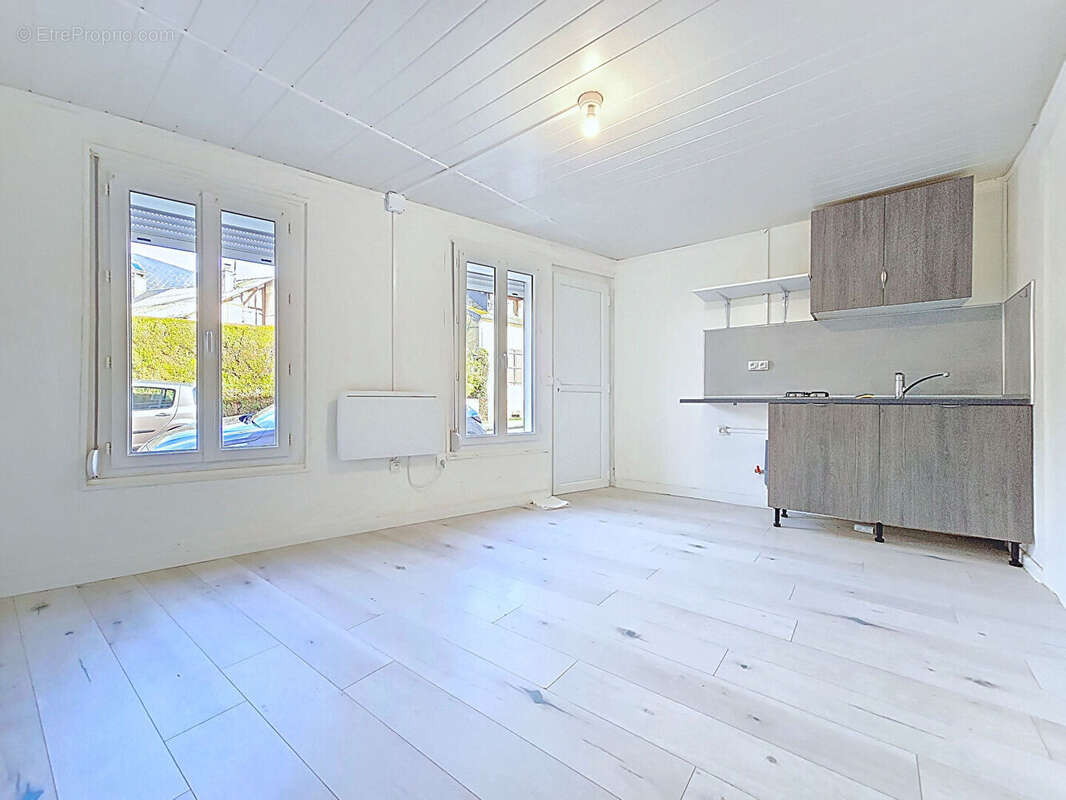 Appartement à LE NEUBOURG