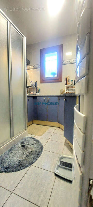 Maison à NEGREPELISSE