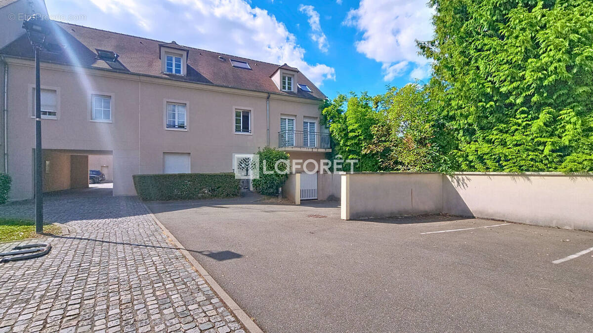 Appartement à LUZARCHES