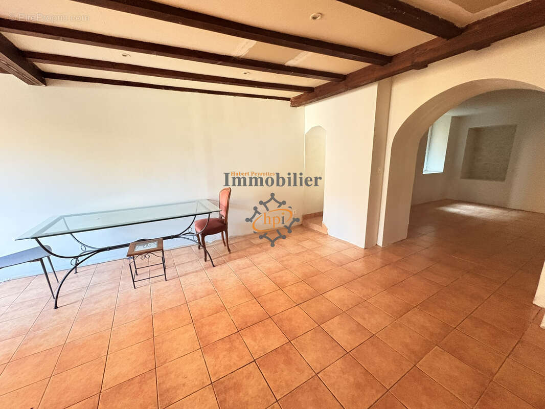 Vente Maison de ville St Affrique centre ville. - photo 2