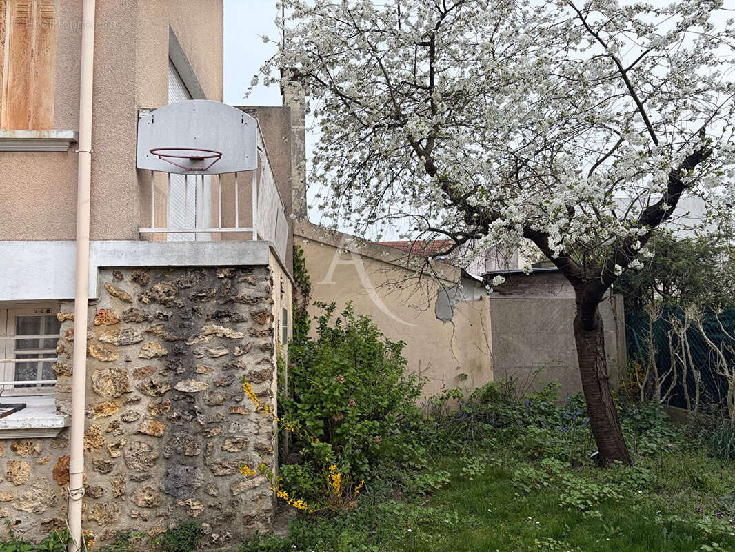 Maison à DRANCY